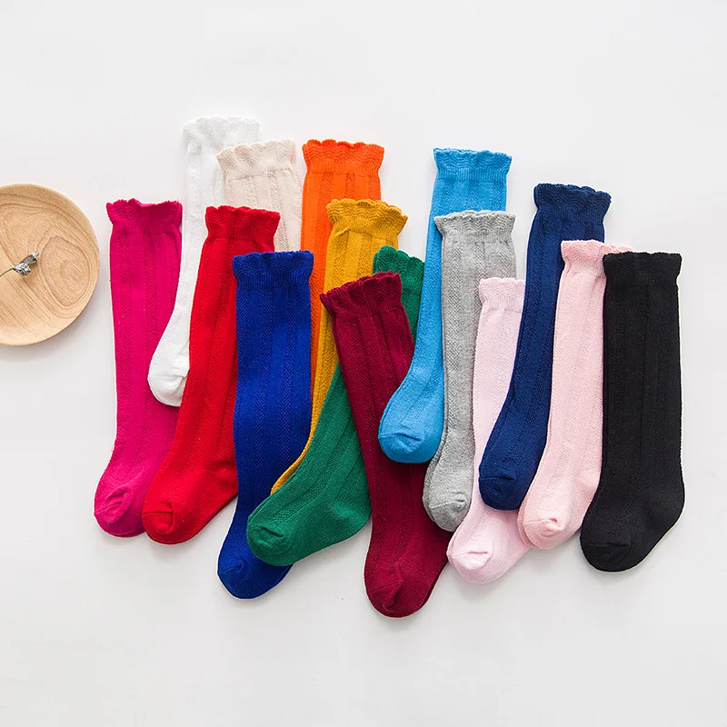 Nuovi calzini alti al ginocchi - Baby Sock Oximeter recensione e prezzo
