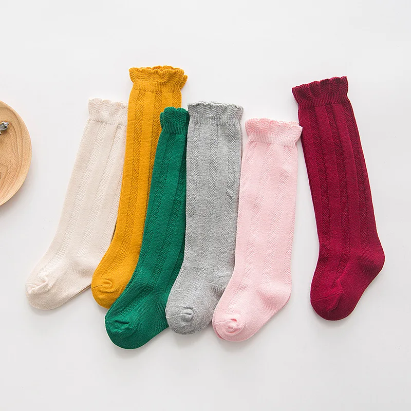 Nuovi calzini alti al ginocchi - Baby Sock Oximeter recensione e prezzo